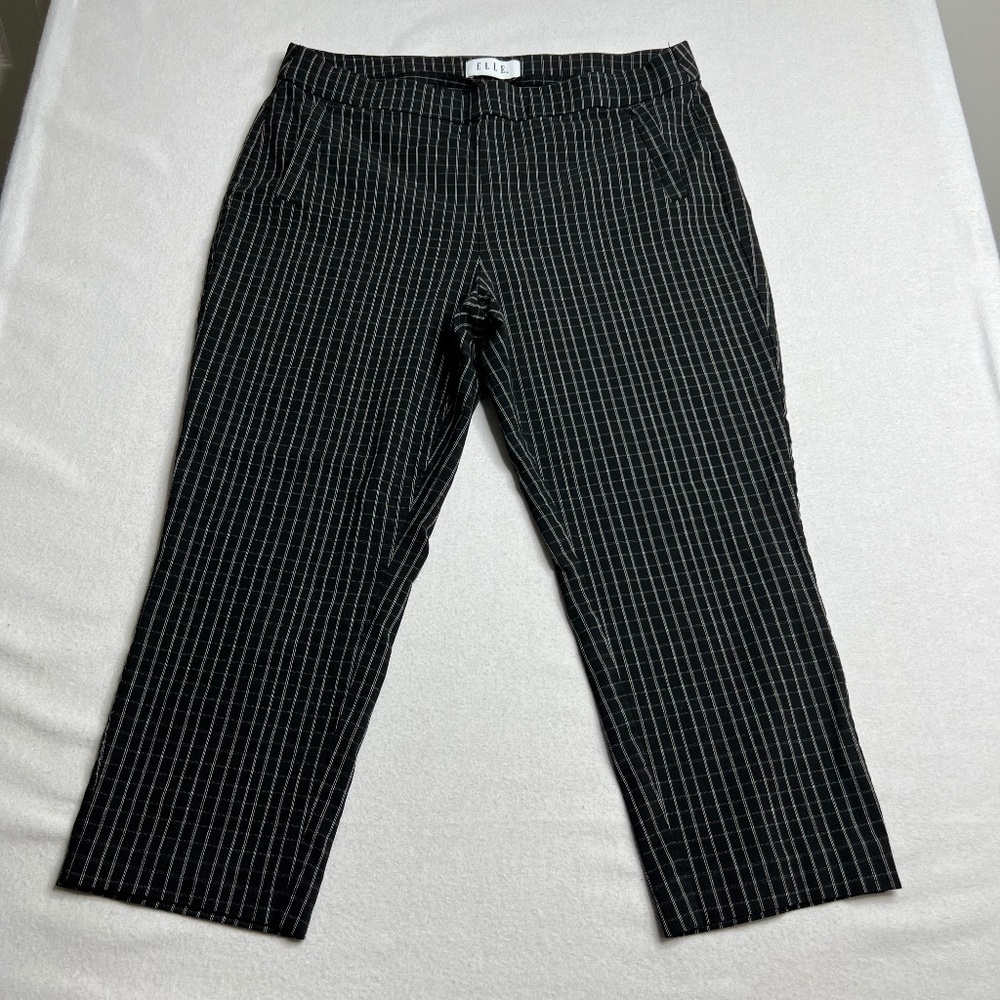 Elle Women's Large Black & White Plaid Crop Capri Pants